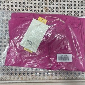 Kyte raspberry 3T zip romper